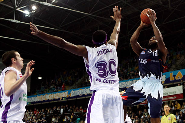 变比赛格局 变比赛格局