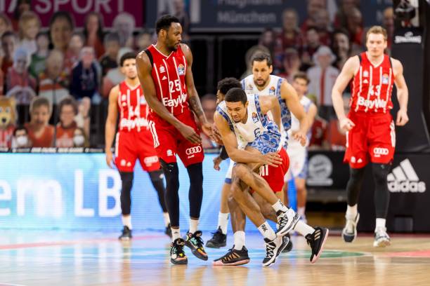 请赛这样 请赛这样